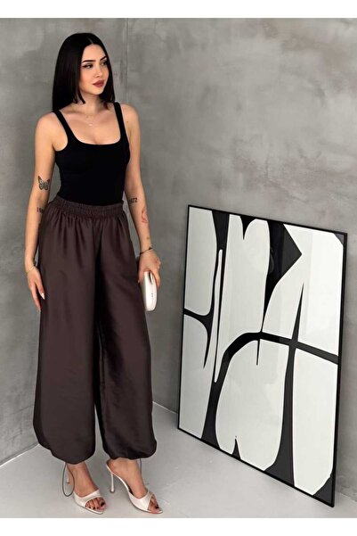 Noa&Noa Γυναικείο παντελόνι από σατέν ύφασμα με λεπτομέρεια στο πόδι και φαρδ...