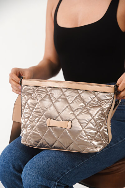 FEMME Γυναικεία τσάντα ώμου με χρυσό καπιτονέ λουράκι, καθημερινή κομψή τσάντ...