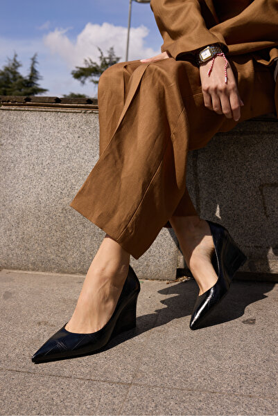 ANGELİNA JONES ΓΥΝΑΙΚΕΙΑ ΠΑΠΟΥΤΣΙΑ ΣΙΛΜΟΡΑ ΜΑΥΡΑ ΜΕ ΤΑΚΟΥΝΑ ΚΡΟΚΟ ΝΤΕΛΕΝΤΕΙΤΣ