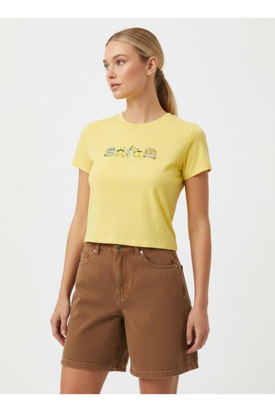 fuşyha butik تي شيرت نسائي أساسي مطبوع برقبة دائرية