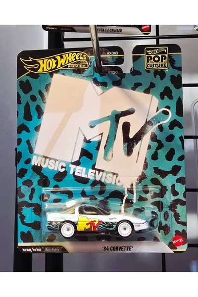 HOT WHEELS Pemium Pop Culture MTV 84 Corvette Model Araba