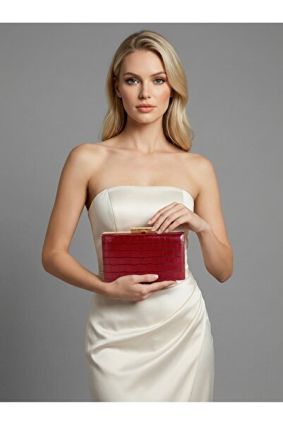 Biçanta Γυναικεία βραδινή τσάντα φορέματος σε μπορντό χρώμα, ματ δερμάτινη με...