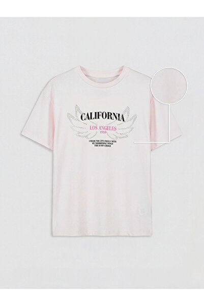 LC Waikiki تي شيرت بناتي مطبوع عليه شعار Peak New Season Stoned California