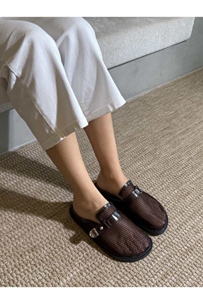 diclepolat Γυναικείες παντόφλες Sabo με λεπτομέρεια από καφέ διχτυωτό υλικό κ...