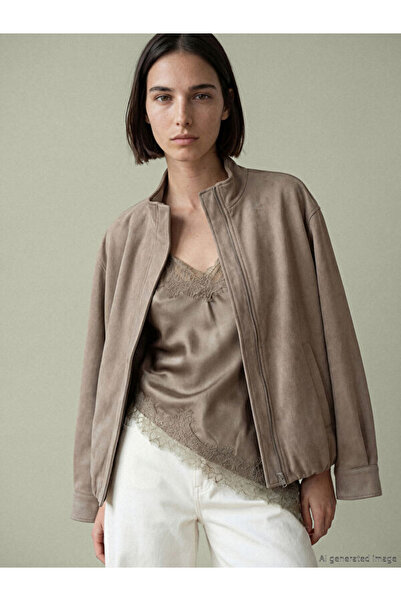 LC Waikiki Rmz Gi̇yi̇m Farkiyla V Planting Lace Detailed Rope Strap Blouse