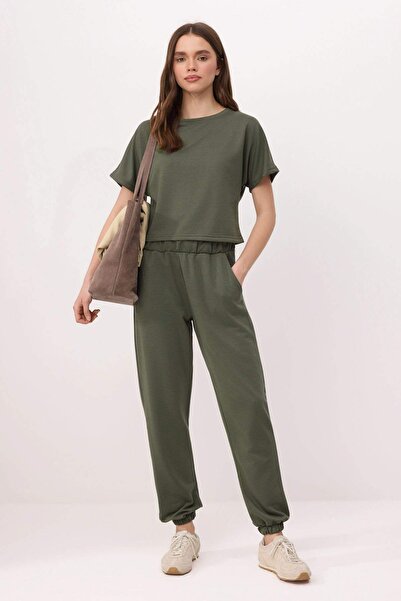 Trendyol Collection Dark Green Plain Relaxed Bat Sleeve Short Tight Leg Buckl...