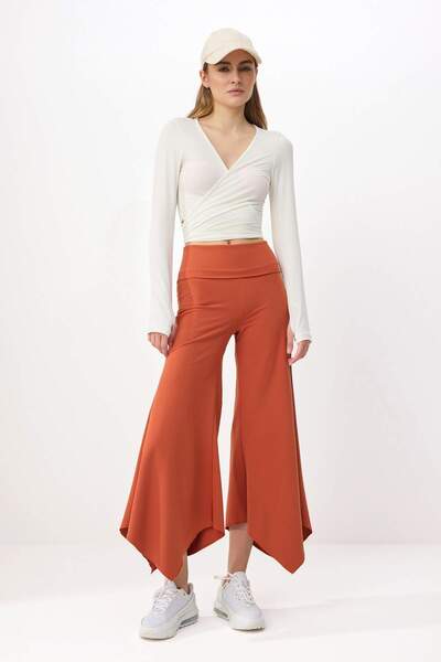 Συλλογή Trendyol Kiremit Flat Brushed Scuba Sportswear Φούτερ THMSS26EA00001