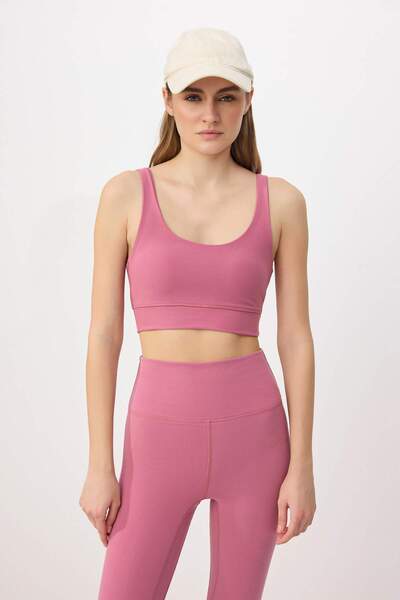 Συλλογή Trendyol Σκούρο ροζ βουρτσισμένο μαλακό ύφασμα με υποστήριξη/διαμόρφω...