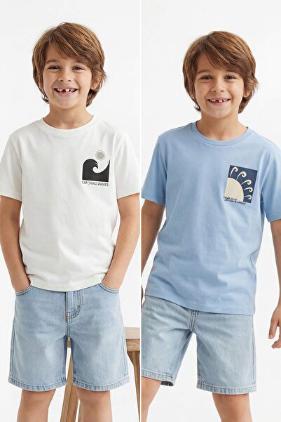 TRENDYOLKIDS Ecru-blaues bedrucktes Strick-T-Shirt für Jungen TKDSS26TS00033