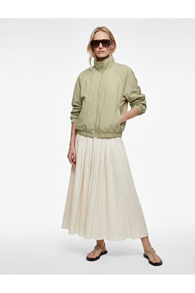 Koton Αθλητικό μπουφάν με μακριά μανίκια, φερμουάρ και ψηλό γιακά με τσέπες