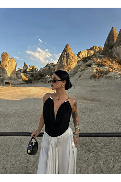 DAME Γυναικεία μπλούζα με λαιμόκοψη V και λεπτομέρεια με αγκράφα στην πλάτη, ...