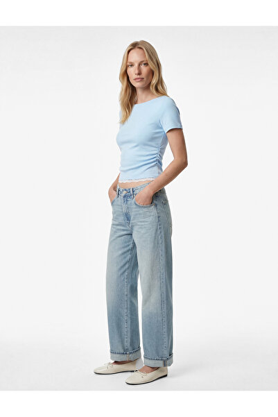 Koton Βαμβακερό μπλουζάκι με λεπτομέρεια ντραπέ, κοντό μανίκι και λαιμόκοψη π...