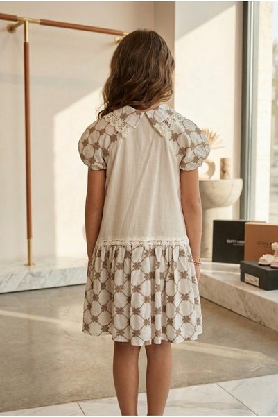 HÇ Hülya Çelik KİDSWEAR 2018 4-14 Yaş Kız Çocuk Pamuklu Yazlık Çiçek Nakışlı Krem Elbise