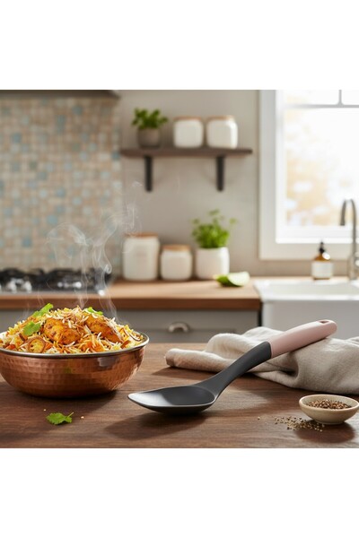 B&D ملعقة صلبة، أداة مطبخ سوداء، تصميم مقبض مريح