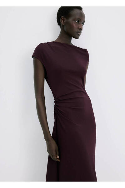 MANGO Woman Büzgülü uzun elbise