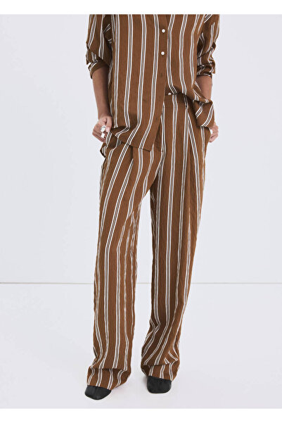 MANGO Woman Çizgili pensli pantolon