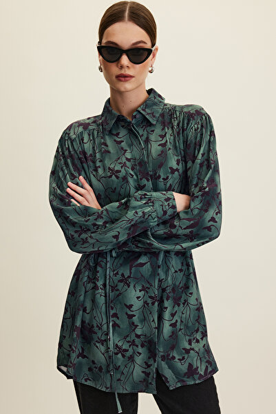 Manuka Retro Shirt with Black Belt - Dark Forest Design
