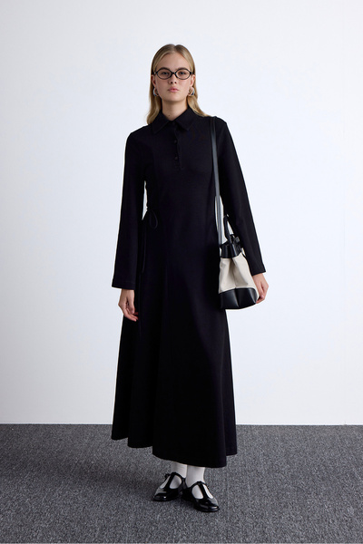 Manuka Μαύρο φόρεμα Premium πλεκτό γιακά