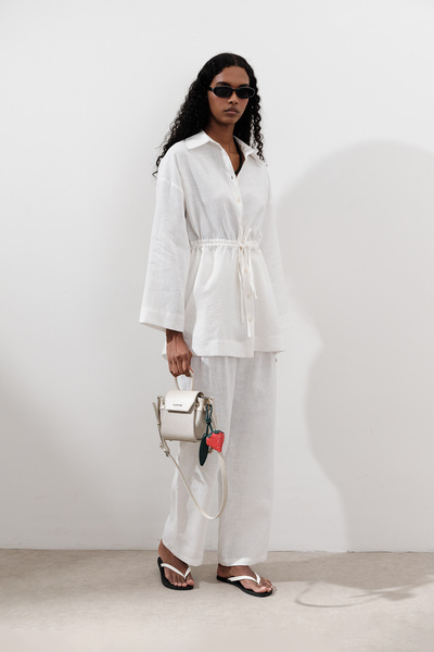 Manuka ΛΙΝΟ ΤΥΝΙΚΟ ΕΚΡΟΥ ΜΕ ΣΥΝΔΕΣΗ ΜΕ ΤΗΝ ΜΕΣΗ