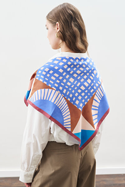 Manuka وشاح ساتان متوسط الحجم منقوش فاخر