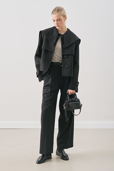 Manuka ΜΑΥΡΟ ΜΠΟΥΦΑΝΤΟ ΜΕ ΚΟΥΜΠΙΑ