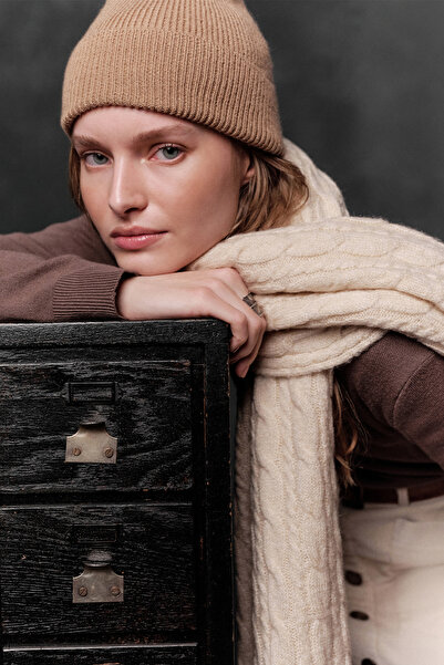 Manuka Λεπτομερές υφάδι ύφανσης σε μπεζ χρώμα