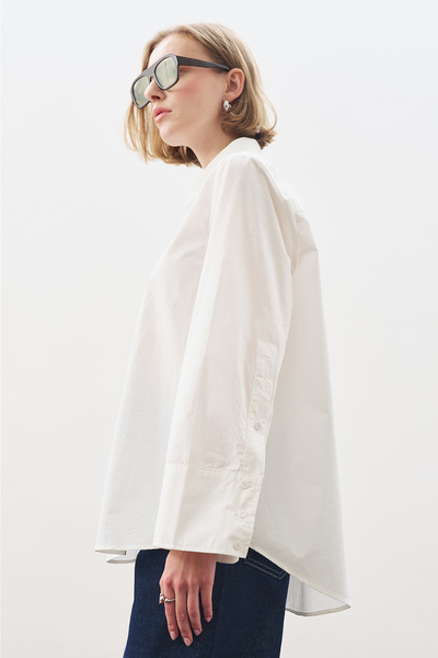 Manuka ΚΛΑΣΙΚΟ ΠΟΥΚΑΜΙΣΟ ΜΕ ΦΟΡΜΑ ΕΚΡΟΥ ΜΕ ΜΕΓΑΛΗ ΜΑΝΤΙΚΑ