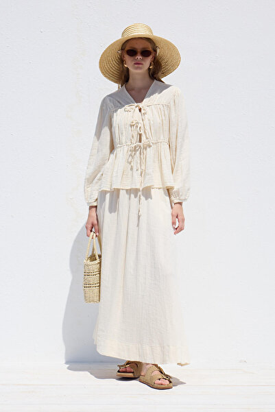 Manuka Ecrufarbener, weit geschnittener Musselinrock