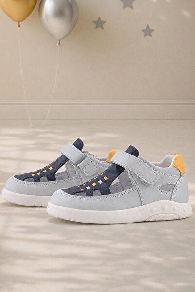 Rakerplus أحذية صنادل أطفال من الجلد الطبيعي باللون الرمادي التشريحي مع شريط ...