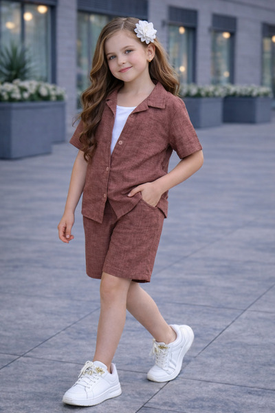 KOKOŞ BEBEK Άνετο κοστούμι κοριτσιού με λινό σορτς