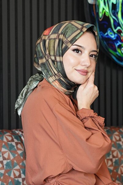 AFVENTE Βαμβακερό κασκόλ με πράσινο γεωμετρικό σχέδιο