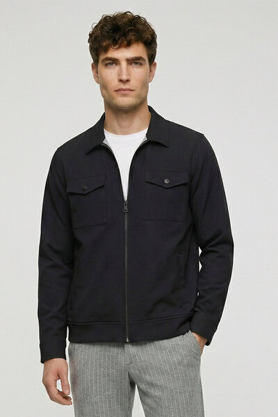 SMILE Randers Black Zippered Coat