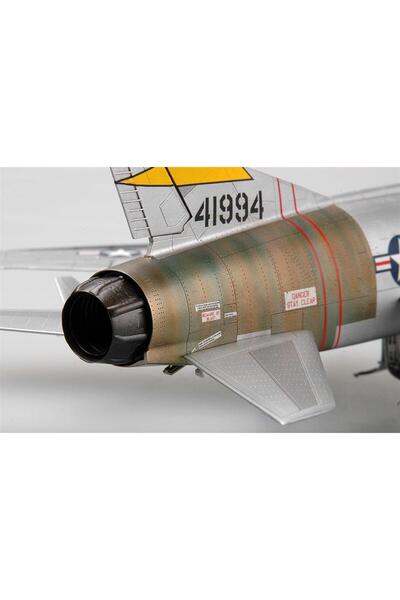 Generic Brand 02838 مقياس 1/48، طقم نموذج طائرة مقاتلة سوبر سابر F-100C من البلاستيك