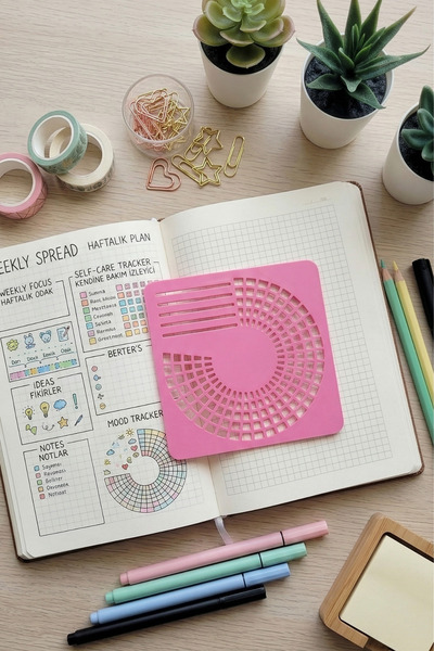 Karmelom Studio Χάρακας με στένσιλ για τον κύκλο των συνήθειας του Bullet Jou...