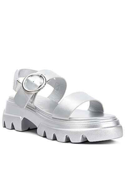 london Rag Women Metallic Chunky Sandals in Silver