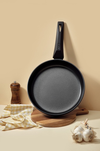 Gigilli Cristel Titanium Pan 26 cm