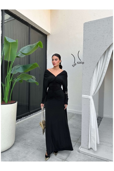 ESRAHELVACI Φόρεμα μάξι με λαιμόκοψη V