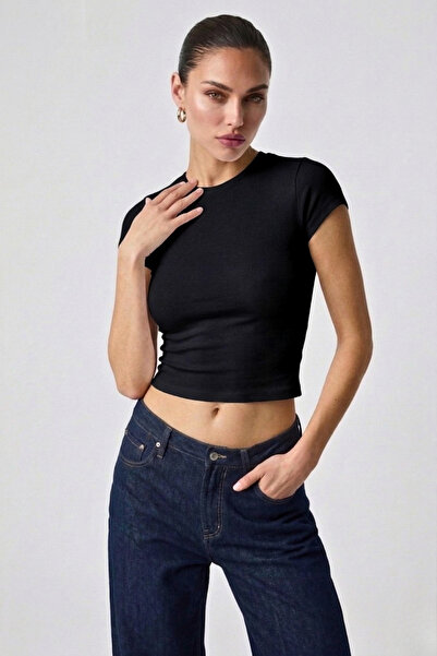 GUARAZ Kadın Esnek Kumaşlı Vücuda Oturan Siyah Slim Fit Bisiklet Yaka Basıc T...