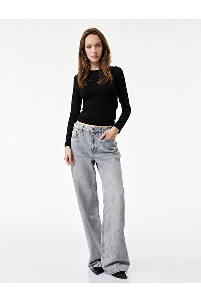 Koton Μακρυμάνικο μπλουζάκι με λαιμόκοψη εφαρμοστό Athlete Look