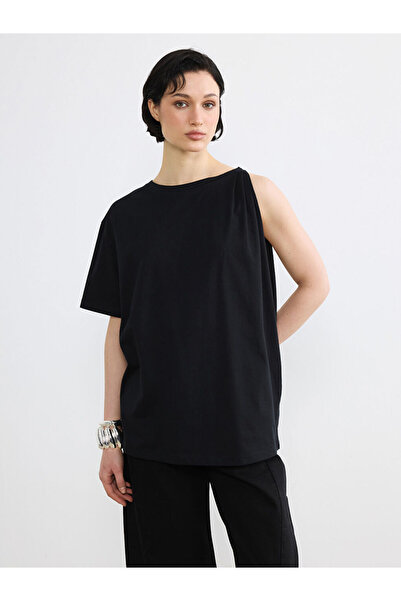 LC Waikiki Black Crew Neck Gathered Blouse