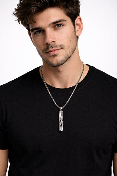 MakeWell Men's Compass Pendant Stainless Steel Non Tarnish Chain Necklace Vin...