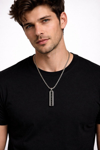 MakeWell Men's Compass Pendant Stainless Steel Non Tarnish Chain Necklace Vin...