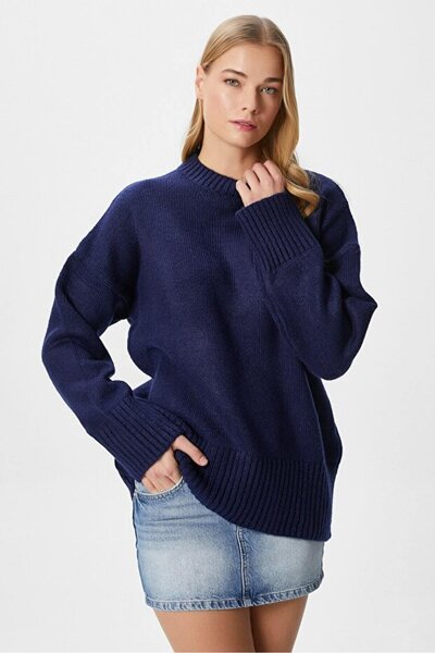 CloudyMood Women's Oversize Crew Neck Soft Textured Loose Knit Sweater