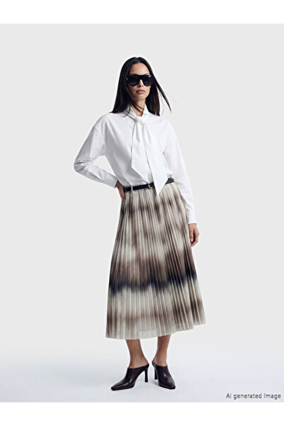 LC Waikiki Rmz Gi̇yi̇m Farkiyla Embroidered Pleated Skirt with Waist Belt