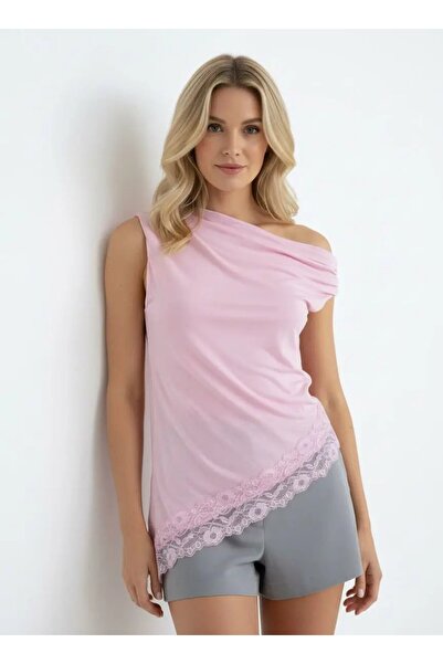 Park Karon Women's Boat Neck Asymmetrical Cut Lace Detail Design Slim Fit Mod...