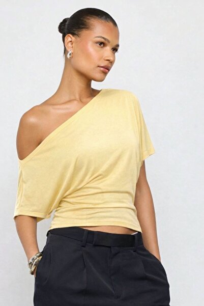 peri tower Women's One-Shoulder Casual Blouse with Waist Detail, Stylish Mode...