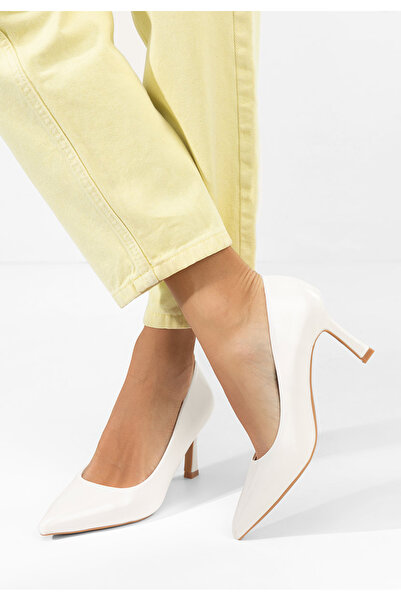 B T Shoes Γόβες στιλέτο Patricka λευκά