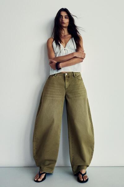 Bershka Barrel fit pantolon