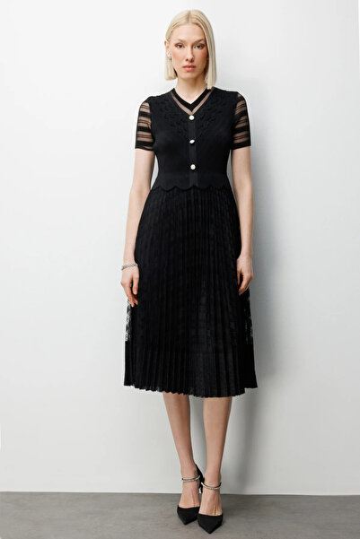 Ekol Ornamental Buttoned Accordion Fabric Dress-6920