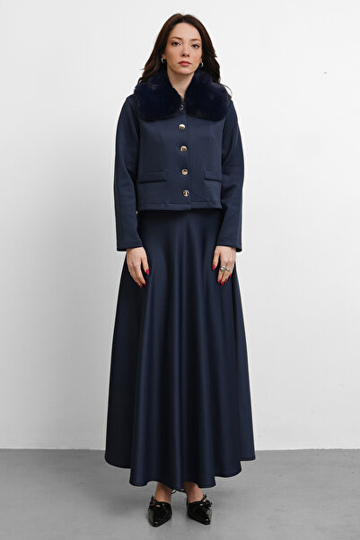 salisburys Γυναικείο κοστούμι με γούνινο γιακά και λεπτομερή φούστα από την M...